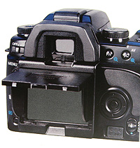 Hoodman H-M5D - Sunhood and screen protector Minolta 5D(alt)